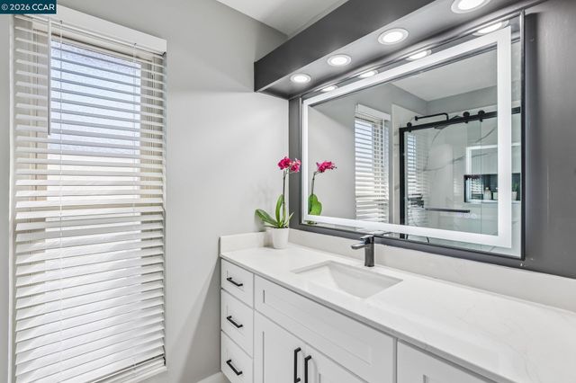 2609 Moraga Dr, Pinole, CA 94564