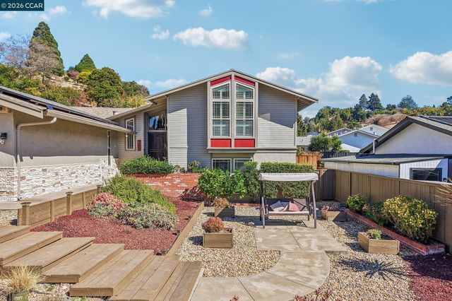 2609 Moraga Dr, Pinole, CA 94564