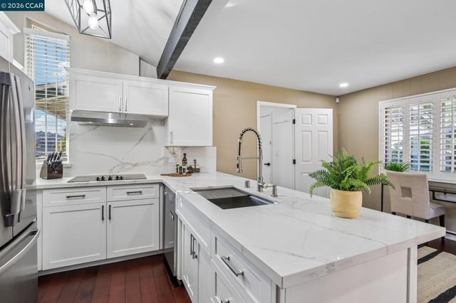 2609 Moraga Dr, Pinole, CA 94564