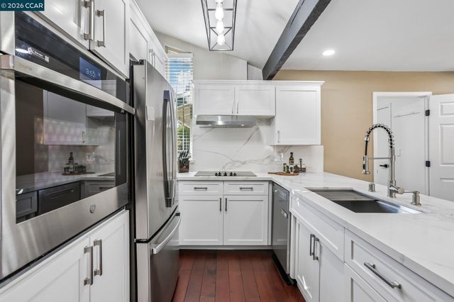 2609 Moraga Dr, Pinole, CA 94564