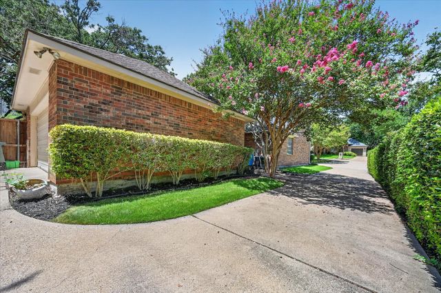 106 Sceptre Drive, Rockwall, TX 75032