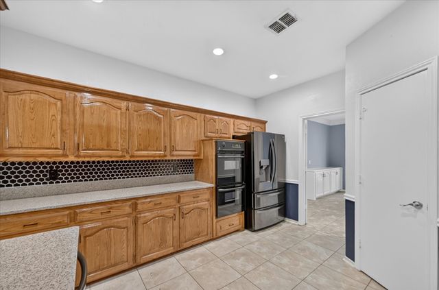 106 Sceptre Drive, Rockwall, TX 75032