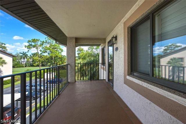 7360 Saint Ives WAY 2301, Naples, FL 34104
