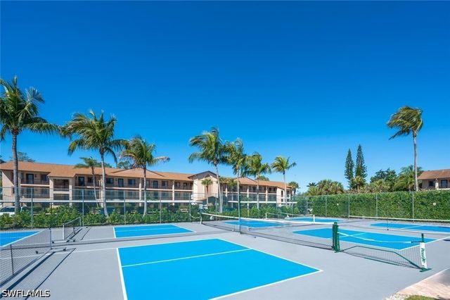 7360 Saint Ives WAY 2301, Naples, FL 34104