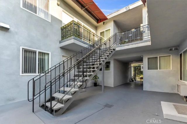 6643 De Longpre 10, Los Angeles, CA 90028