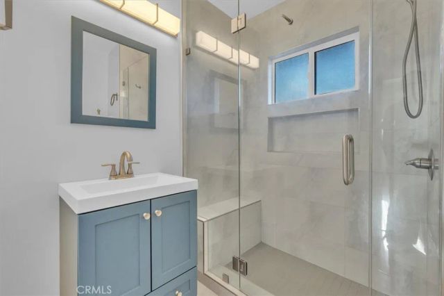 6643 De Longpre 10, Los Angeles, CA 90028