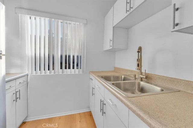 6643 De Longpre 10, Los Angeles, CA 90028