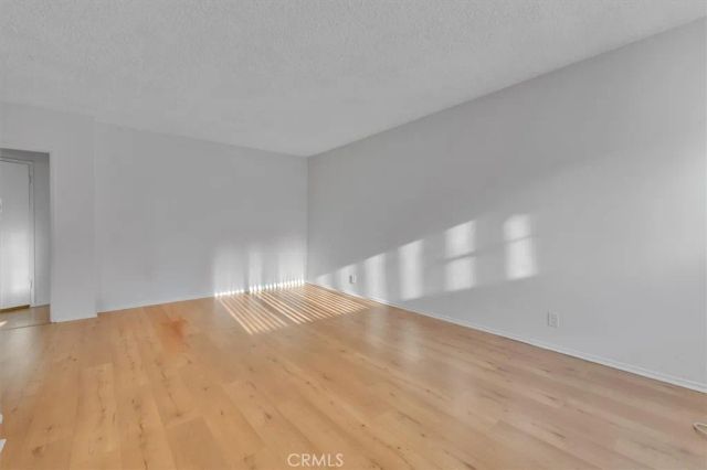 6643 De Longpre 10, Los Angeles, CA 90028