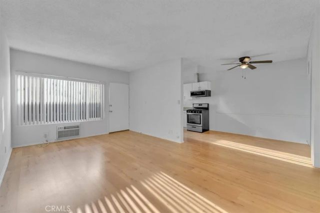 6643 De Longpre 10, Los Angeles, CA 90028