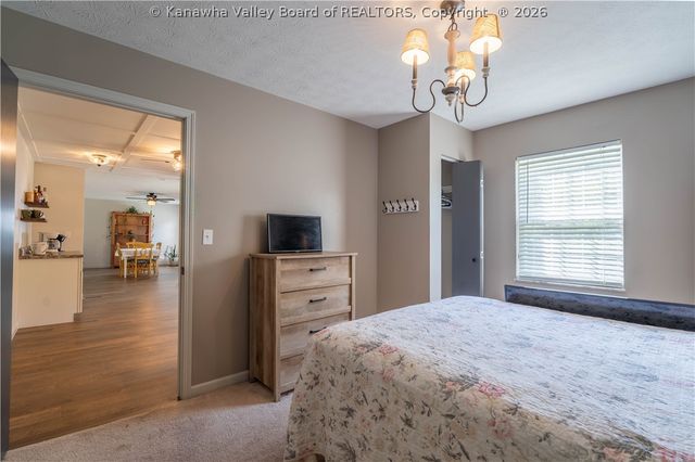 624 Poplar Fork Street, Hurricane, WV 25526