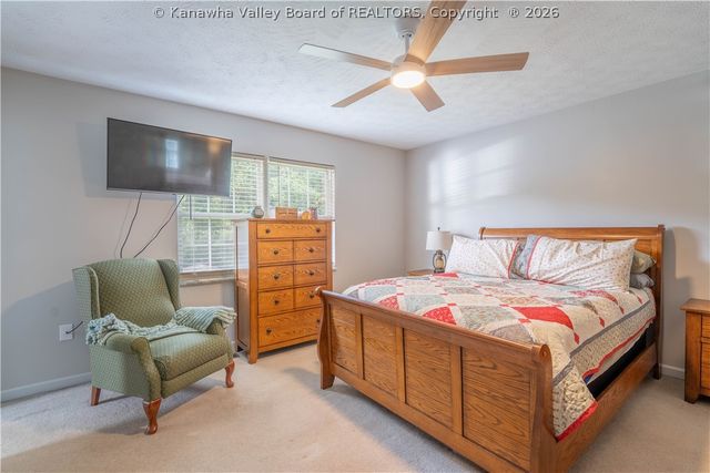 624 Poplar Fork Street, Hurricane, WV 25526