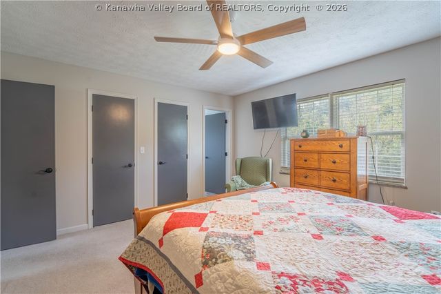 624 Poplar Fork Street, Hurricane, WV 25526