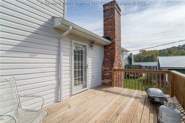 624 Poplar Fork Street, Hurricane, WV 25526