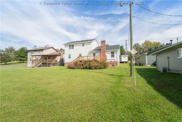 624 Poplar Fork Street, Hurricane, WV 25526