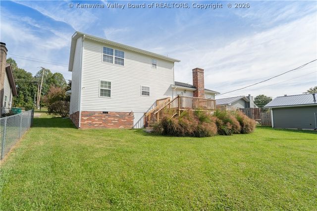 624 Poplar Fork Street, Hurricane, WV 25526