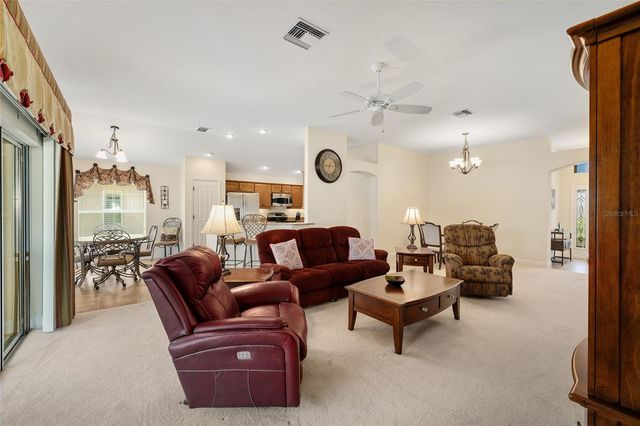 2033 SALMON WAY, The Villages, FL 32162