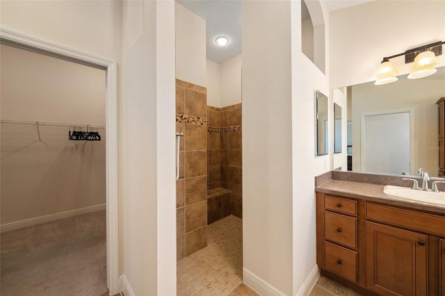 2033 SALMON WAY, The Villages, FL 32162