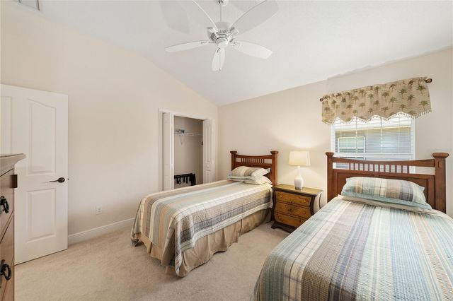 2033 SALMON WAY, The Villages, FL 32162