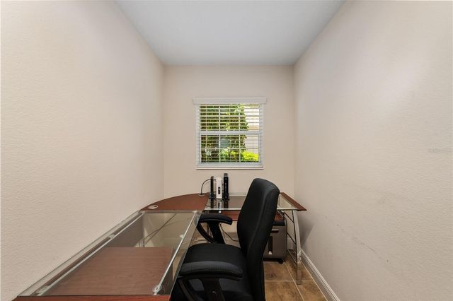 2033 SALMON WAY, The Villages, FL 32162