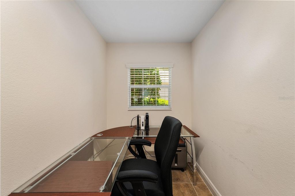 Image 30 of property listing at 2033 SALMON WAY, The Villages, FL 32162