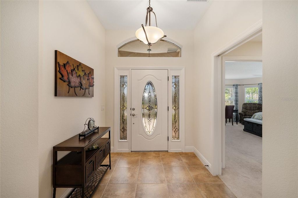 Image 6 of property listing at 2033 SALMON WAY, The Villages, FL 32162