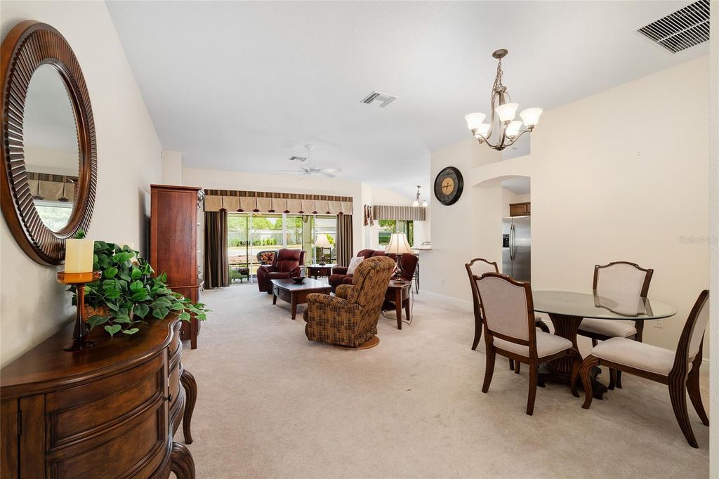 Image 7 of property listing at 2033 SALMON WAY, The Villages, FL 32162