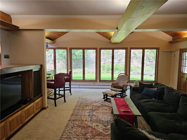 818 Larchmont Circle, Elmira, NY 14905