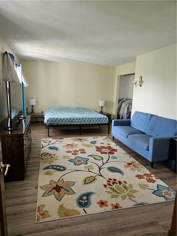 818 Larchmont Circle, Elmira, NY 14905