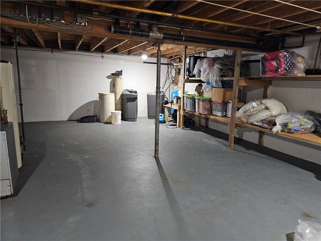 818 Larchmont Circle, Elmira, NY 14905