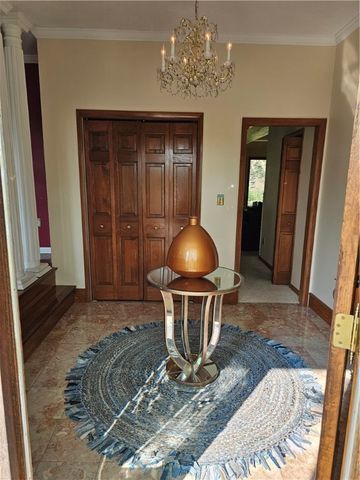 818 Larchmont Circle, Elmira, NY 14905