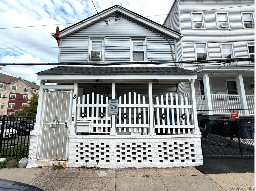 8 Ritters Lane, Yonkers, NY 10703 — exterior
