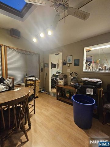 50 Oneida Avenue, Oakland, NJ 07436