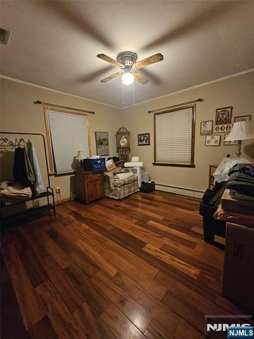 50 Oneida Avenue, Oakland, NJ 07436