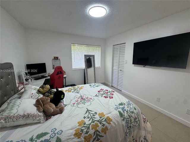 10610 SW 158th Ct 206, Miami, FL 33196