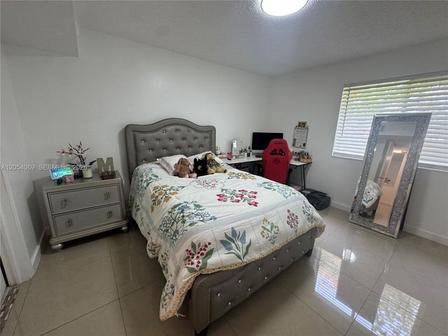 10610 SW 158th Ct 206, Miami, FL 33196