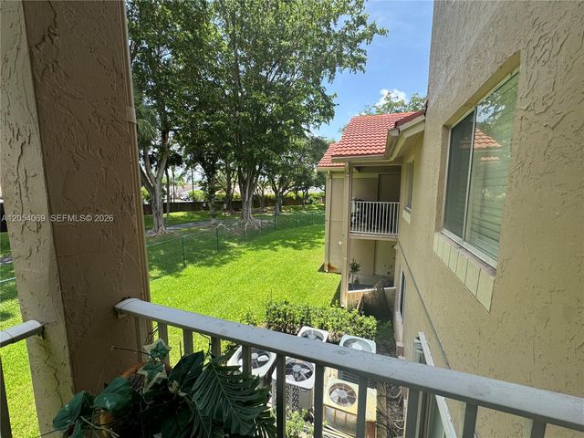 10610 SW 158th Ct 206, Miami, FL 33196