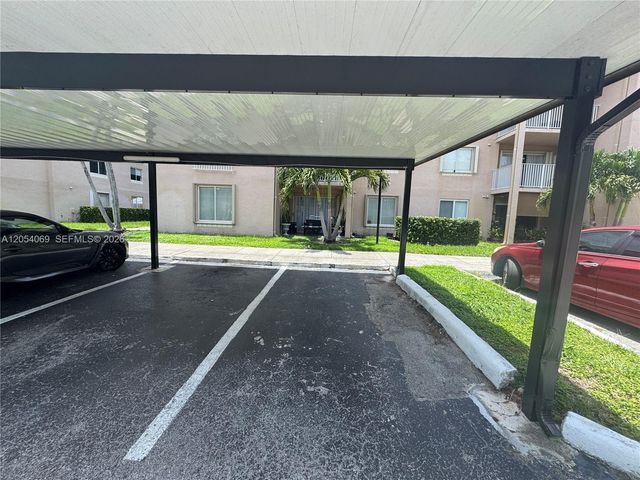 10610 SW 158th Ct 206, Miami, FL 33196