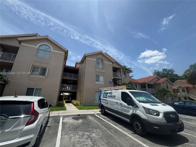10610 SW 158th Ct 206, Miami, FL 33196