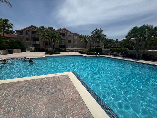 10610 SW 158th Ct 206, Miami, FL 33196