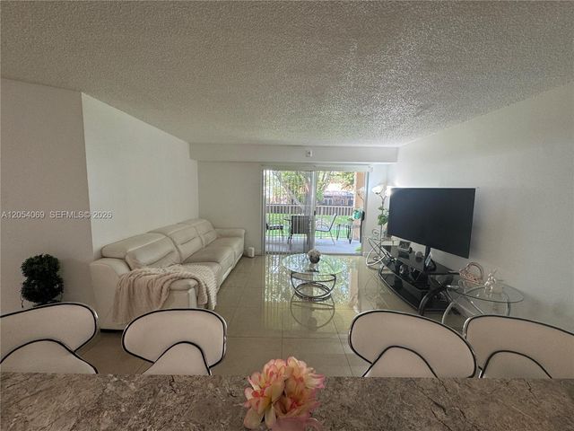 10610 SW 158th Ct 206, Miami, FL 33196
