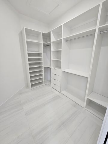 2324 Deer Run Trail, The Acreage, FL 33470