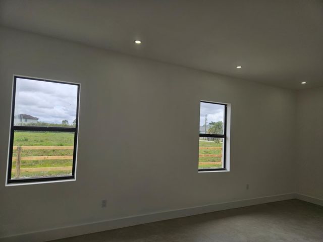 2324 Deer Run Trail, The Acreage, FL 33470