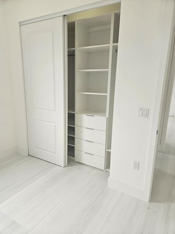 2324 Deer Run Trail, The Acreage, FL 33470