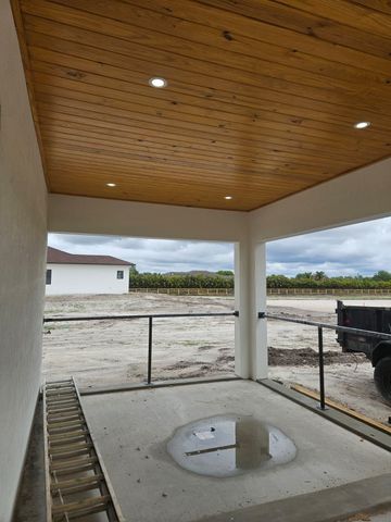 2324 Deer Run Trail, The Acreage, FL 33470