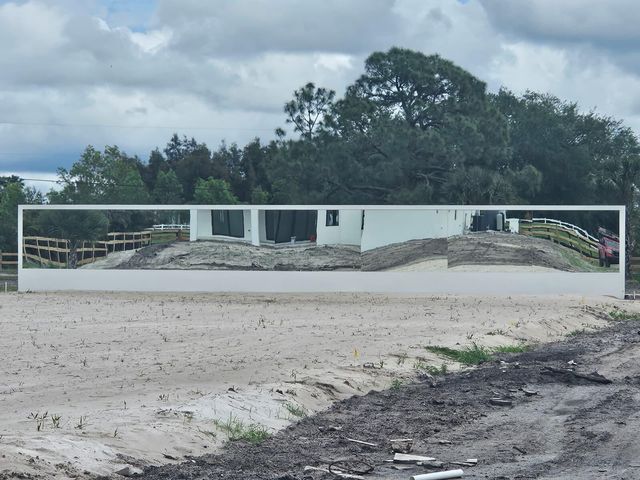 2324 Deer Run Trail, The Acreage, FL 33470