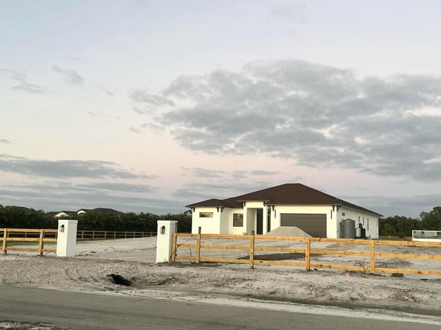 2324 Deer Run Trail, The Acreage, FL 33470