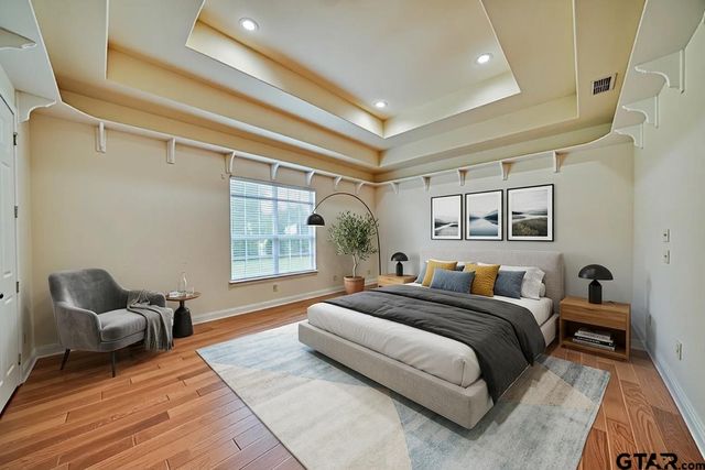 15 W Elmwood, Mt Vernon, TX 75457