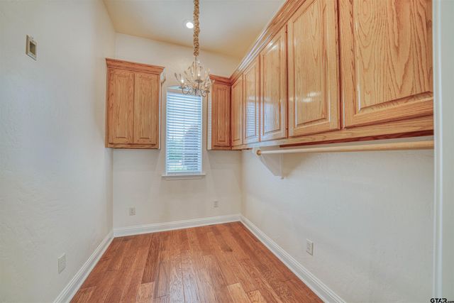 15 W Elmwood, Mt Vernon, TX 75457