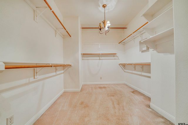 15 W Elmwood, Mt Vernon, TX 75457