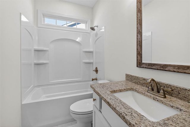 228 Allie Loop, Brunswick, GA 31525